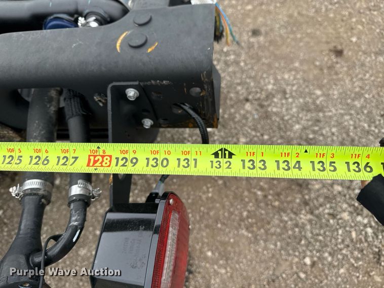 image for item EG2463 2017 Ford F450 Super Duty SuperCab truck cab and chassis