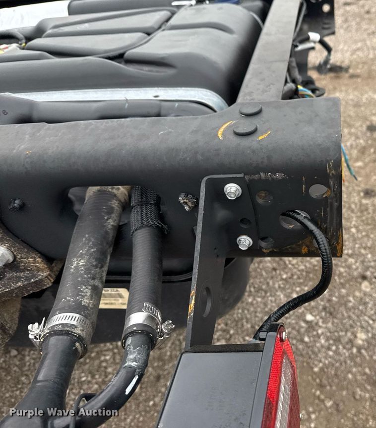 image for item EG2463 2017 Ford F450 Super Duty SuperCab truck cab and chassis