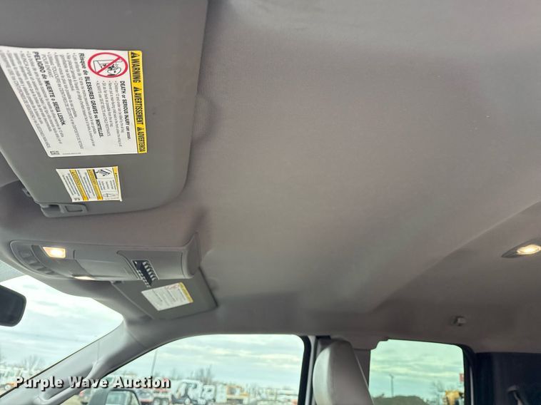 image for item EG2463 2017 Ford F450 Super Duty SuperCab truck cab and chassis