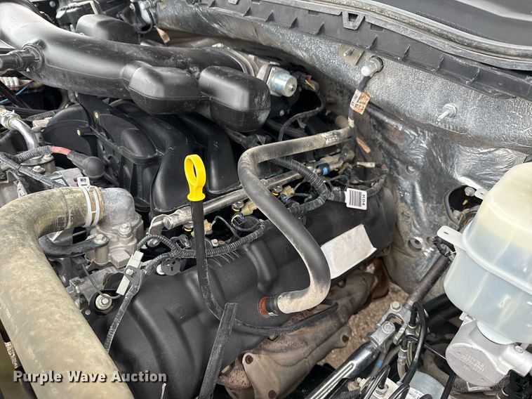 image for item EG2463 2017 Ford F450 Super Duty SuperCab truck cab and chassis