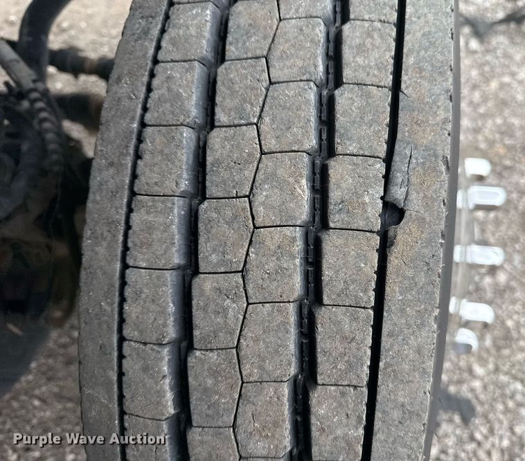 image for item EG2463 2017 Ford F450 Super Duty SuperCab truck cab and chassis