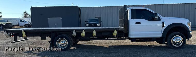 image for item EG2483 2019 Ford F550 flatbed truck