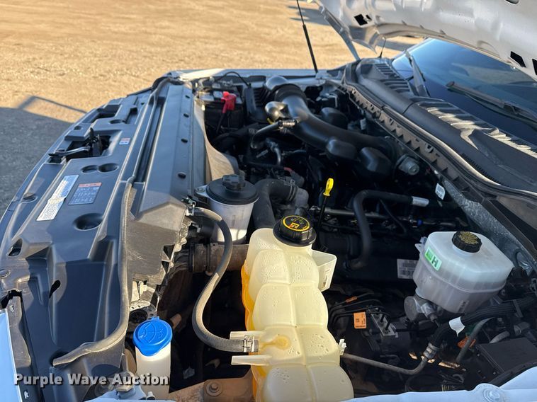 image for item EG2483 2019 Ford F550 flatbed truck