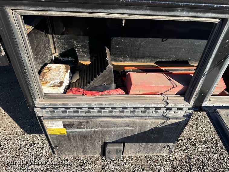 image for item EG2484 2017 Ford F550 dump flatbed truck