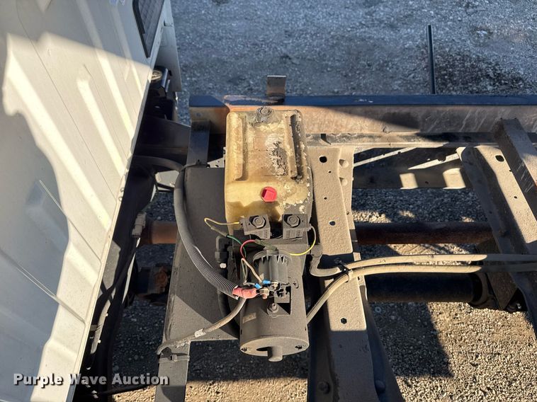 image for item EG2484 2017 Ford F550 dump flatbed truck