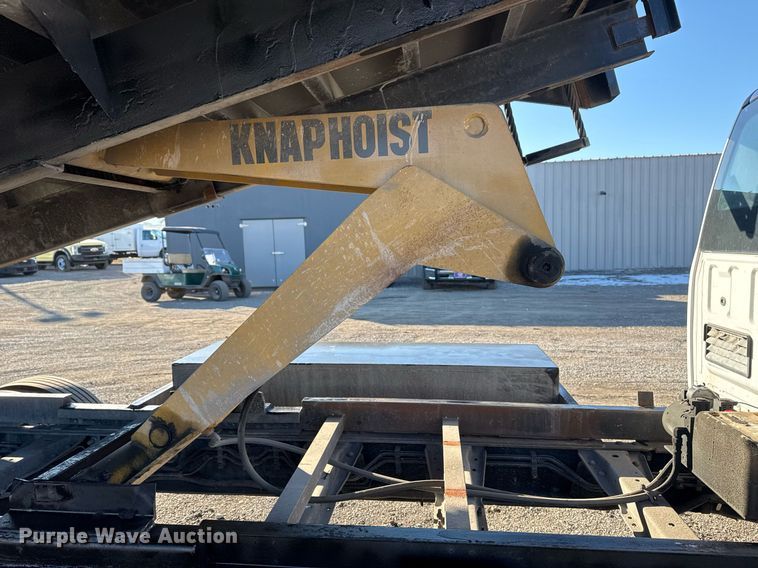 image for item EG2484 2017 Ford F550 dump flatbed truck