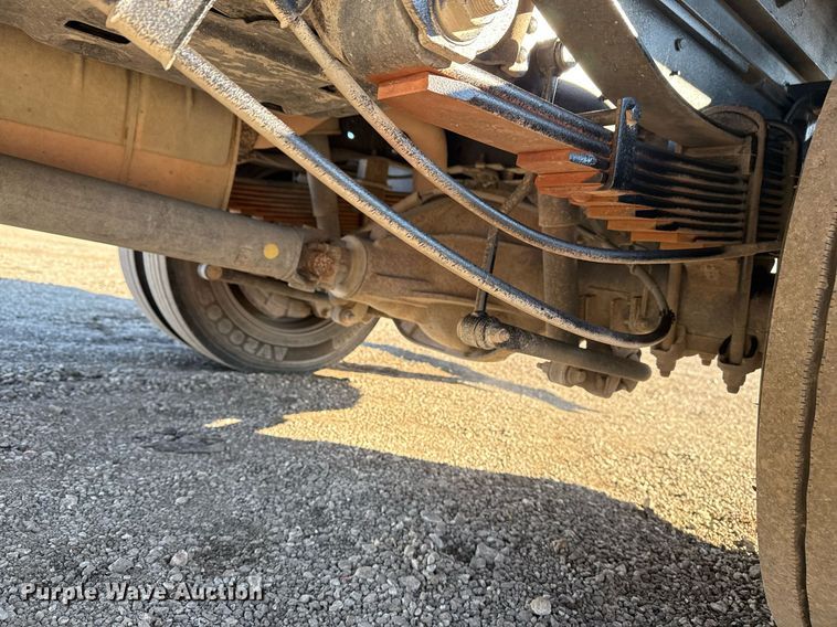 image for item EG2484 2017 Ford F550 dump flatbed truck