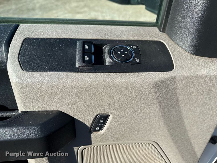 image for item EG2484 2017 Ford F550 dump flatbed truck