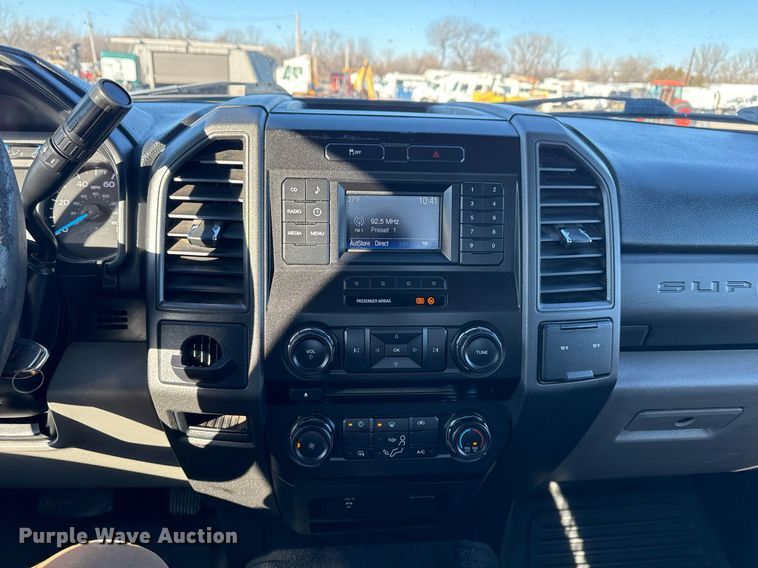 image for item EG2484 2017 Ford F550 dump flatbed truck