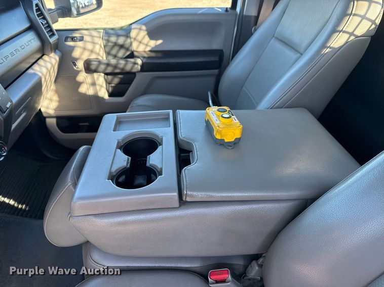 image for item EG2484 2017 Ford F550 dump flatbed truck