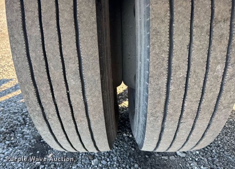 image for item EG2484 2017 Ford F550 dump flatbed truck