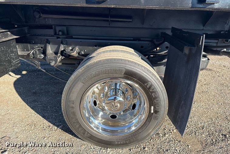 image for item EG2484 2017 Ford F550 dump flatbed truck