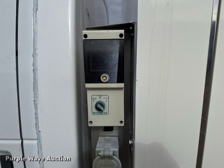 image for item EG2489 2019 Ford E450 Super Duty refrigerated truck