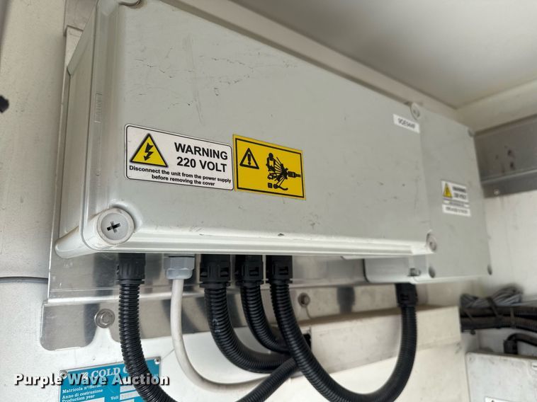 image for item EG2489 2019 Ford E450 Super Duty refrigerated truck