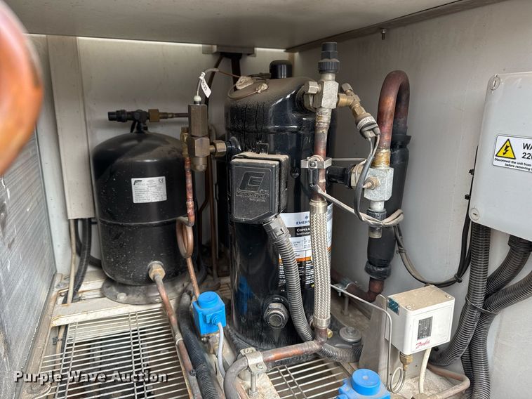 image for item EG2489 2019 Ford E450 Super Duty refrigerated truck