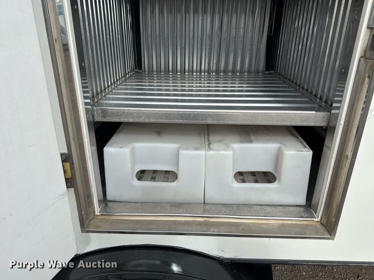 image for item EG2489 2019 Ford E450 Super Duty refrigerated truck