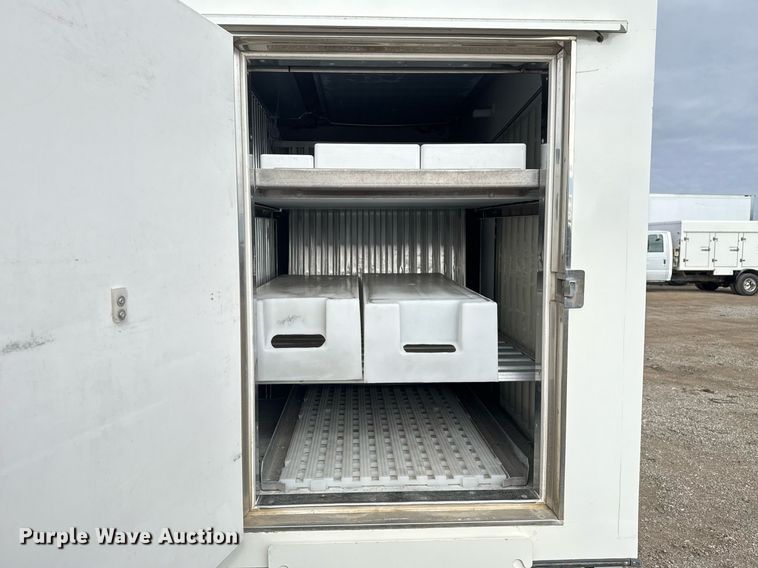image for item EG2489 2019 Ford E450 Super Duty refrigerated truck