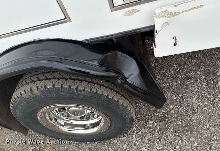 image for item EG2489 2019 Ford E450 Super Duty refrigerated truck