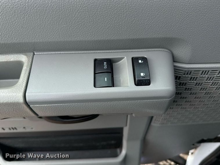 image for item EG2489 2019 Ford E450 Super Duty refrigerated truck
