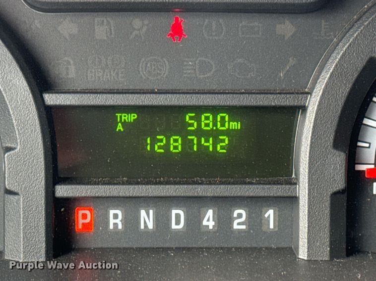 image for item EG2489 2019 Ford E450 Super Duty refrigerated truck