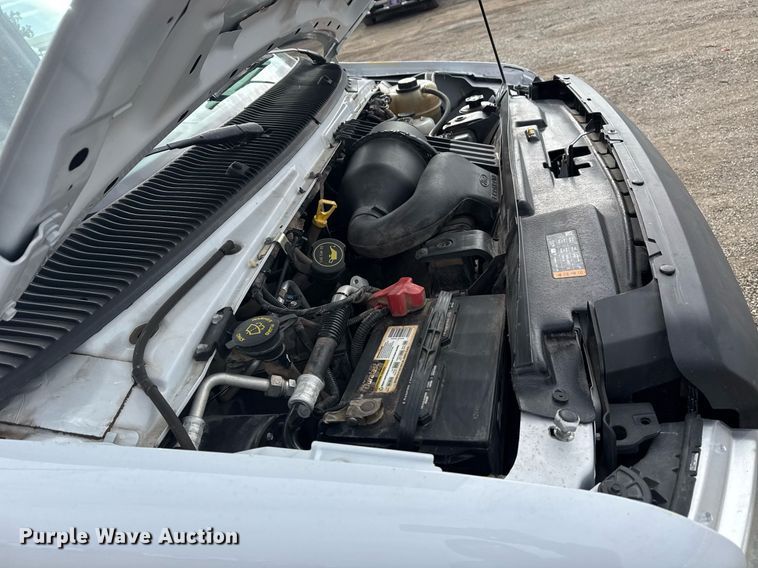 image for item EG2489 2019 Ford E450 Super Duty refrigerated truck