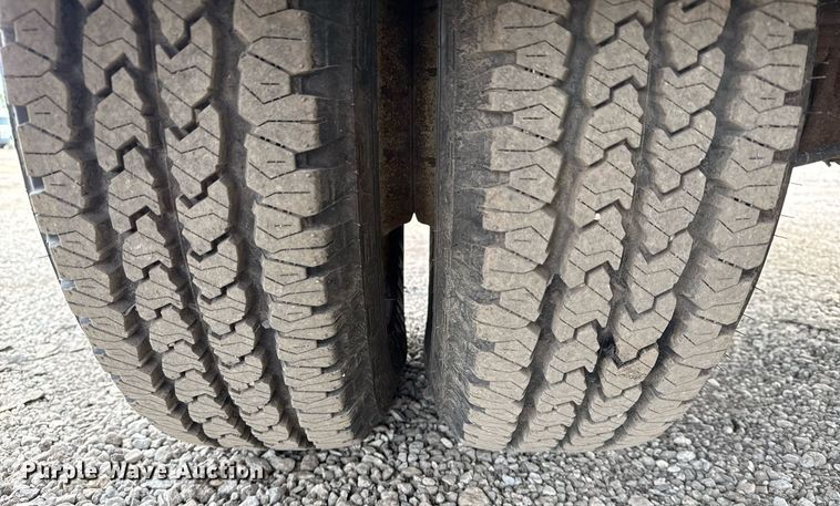 image for item EG2489 2019 Ford E450 Super Duty refrigerated truck