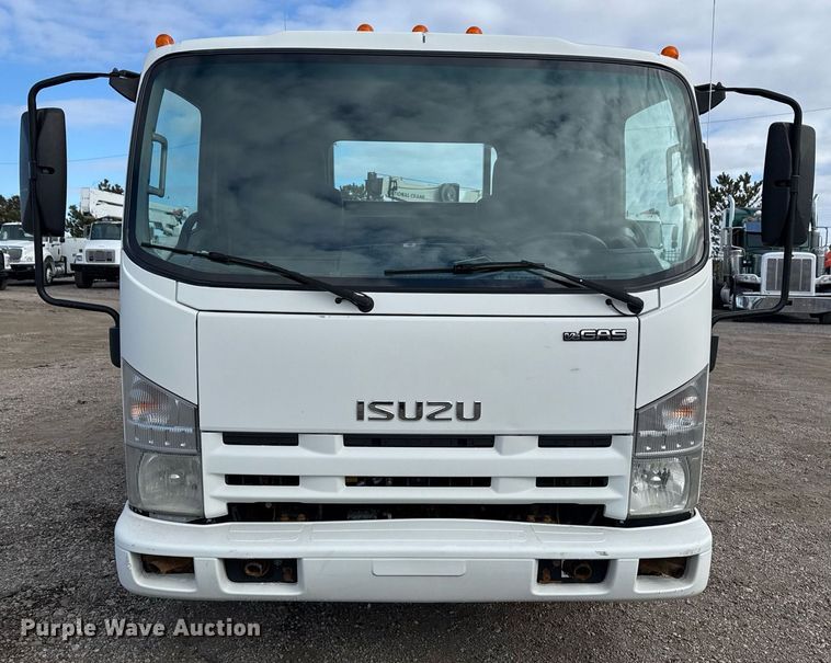 image for item EG2492 2014 Isuzu NPR flatbed truck