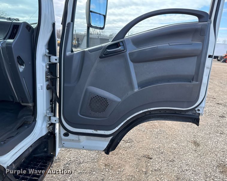 image for item EG2492 2014 Isuzu NPR flatbed truck