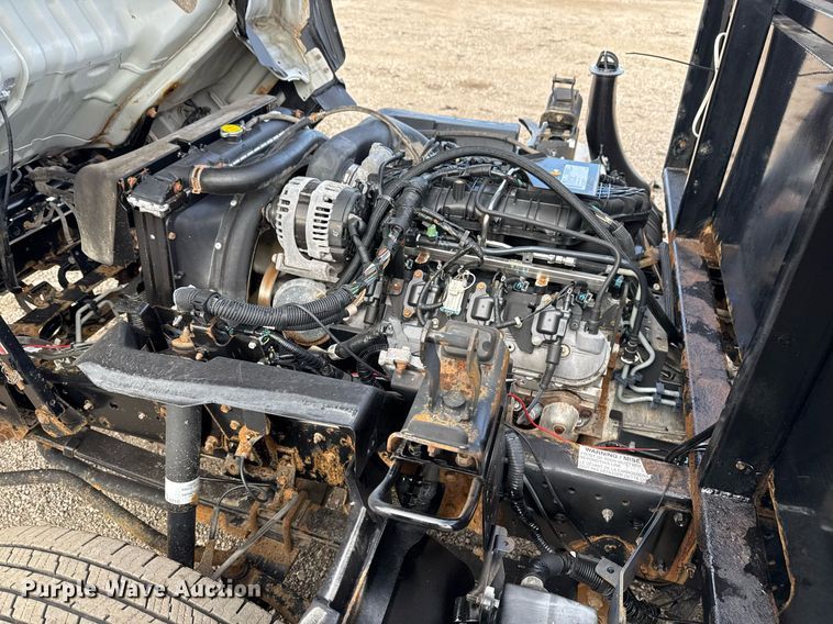 image for item EG2492 2014 Isuzu NPR flatbed truck