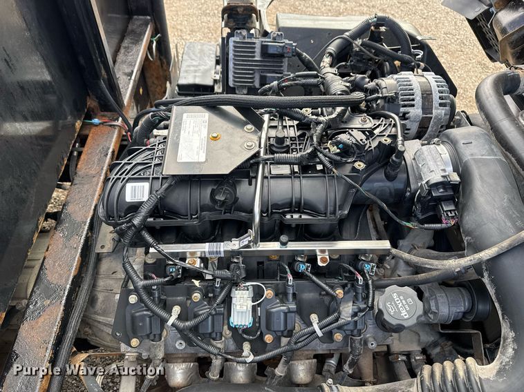 image for item EG2492 2014 Isuzu NPR flatbed truck