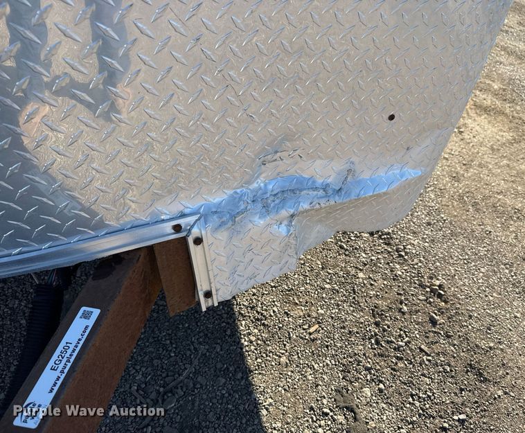 image for item EG2501 2012 Haulmark enclosed cargo trailer