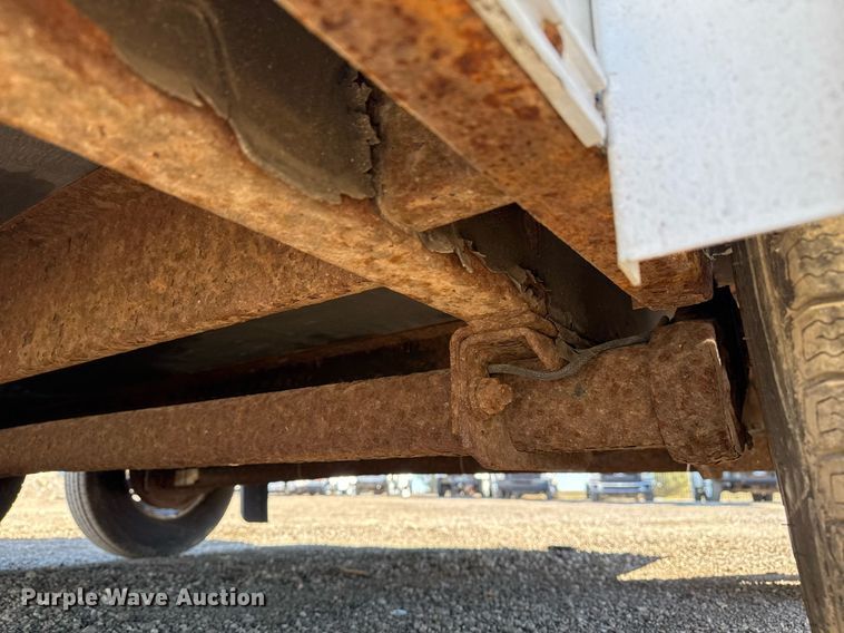 image for item EG2501 2012 Haulmark enclosed cargo trailer