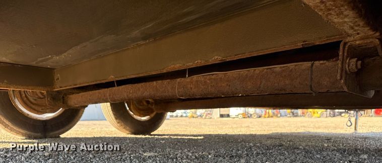 image for item EG2501 2012 Haulmark enclosed cargo trailer