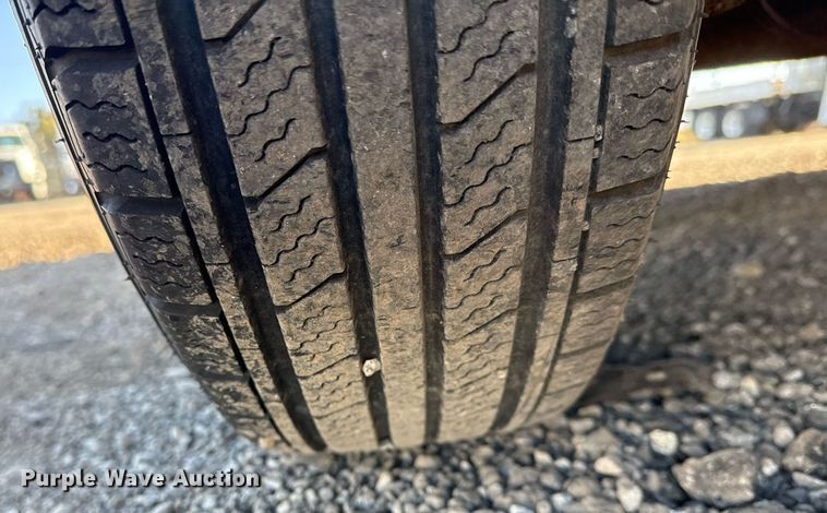 image for item EG2501 2012 Haulmark enclosed cargo trailer