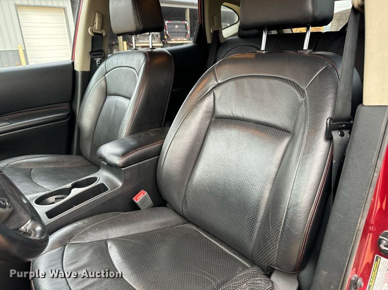 image for item EG7010 2008 Nissan Rogue SL AWD SUV