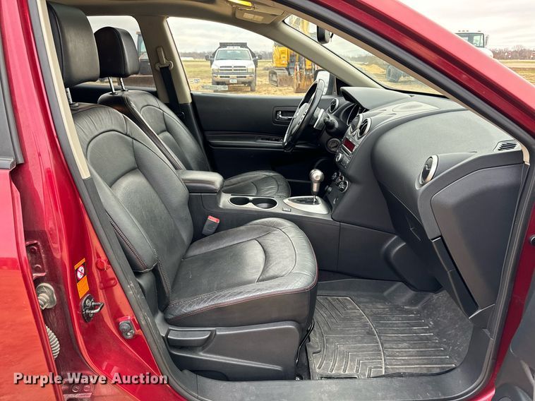 image for item EG7010 2008 Nissan Rogue SL AWD SUV