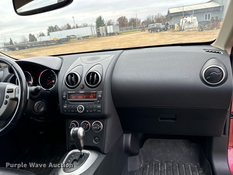 image for item EG7010 2008 Nissan Rogue SL AWD SUV