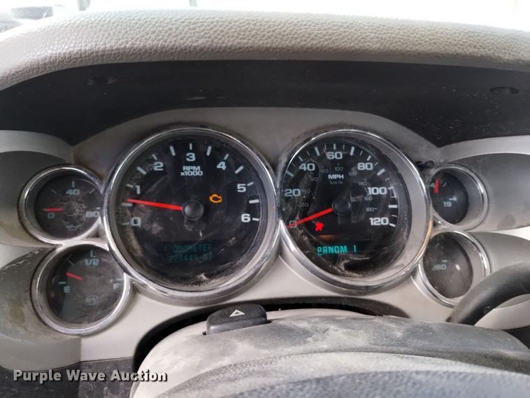 image for item EH0095 2008 GMC Sierra 2500HD Ext. Cab pickup truck