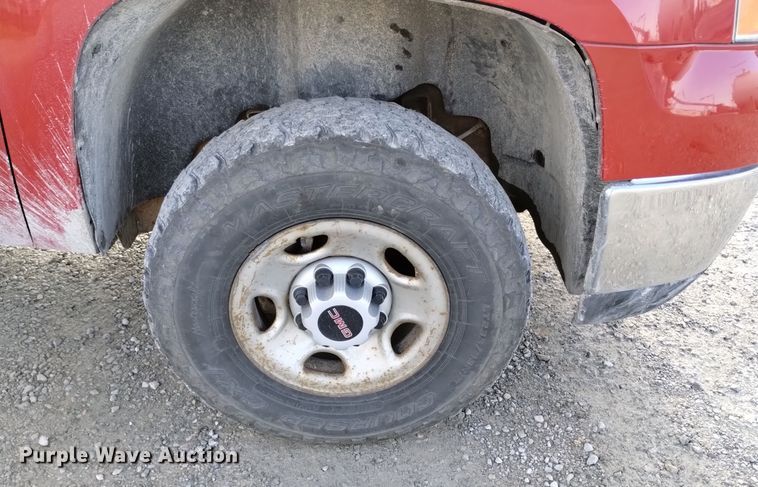 image for item EH0095 2008 GMC Sierra 2500HD Ext. Cab pickup truck