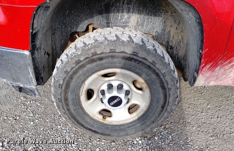 image for item EH0095 2008 GMC Sierra 2500HD Ext. Cab pickup truck