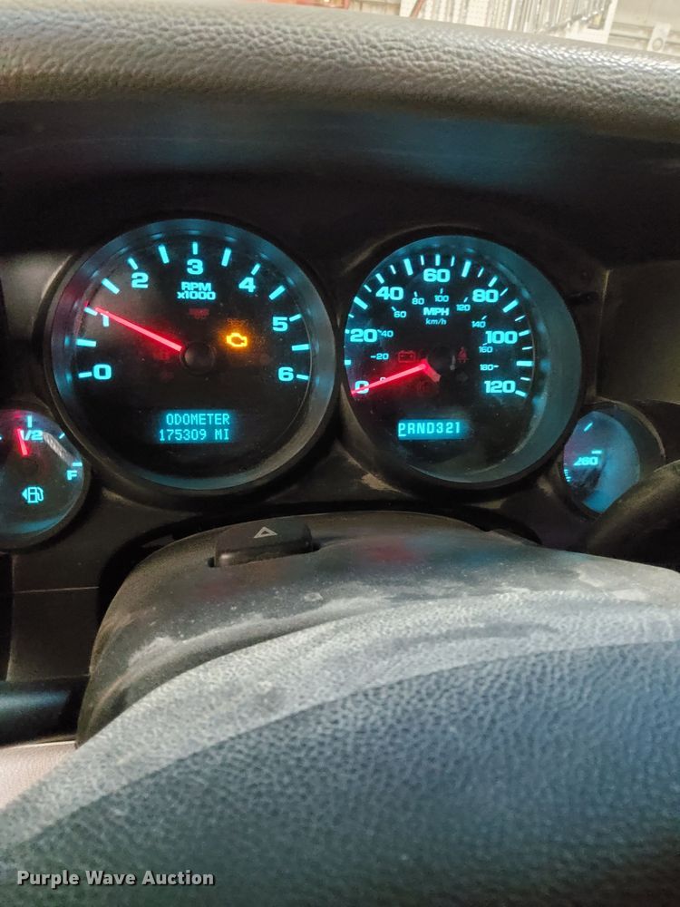 image for item EH0107 2009 GMC Sierra 1500 Ext. Cab pickup truck