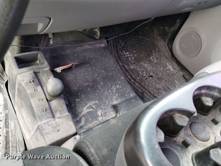 image for item EH0107 2009 GMC Sierra 1500 Ext. Cab pickup truck