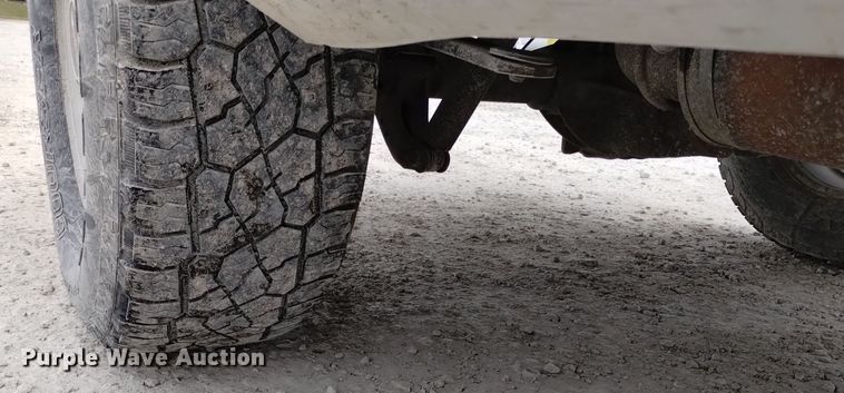 image for item EH0107 2009 GMC Sierra 1500 Ext. Cab pickup truck