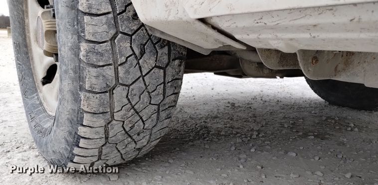 image for item EH0107 2009 GMC Sierra 1500 Ext. Cab pickup truck