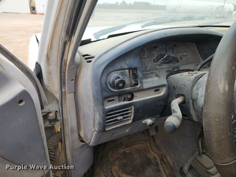 image for item EI8636 1997 Ford F250  SuperCab pickup truck