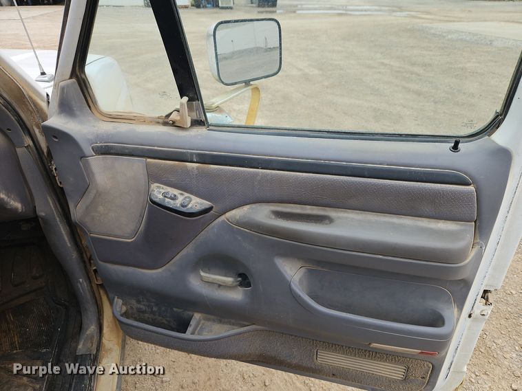 image for item EI8636 1997 Ford F250  SuperCab pickup truck