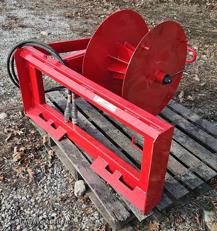 image for item EI8811 Skid steer wire winder
