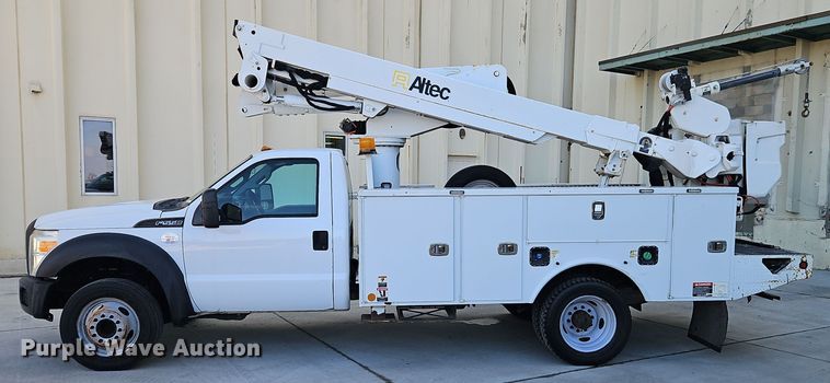 image for item EI8816 2014 Ford F550 Super Duty bucket truck
