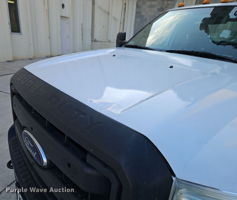 image for item EI8816 2014 Ford F550 Super Duty bucket truck