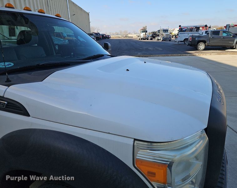 image for item EI8816 2014 Ford F550 Super Duty bucket truck